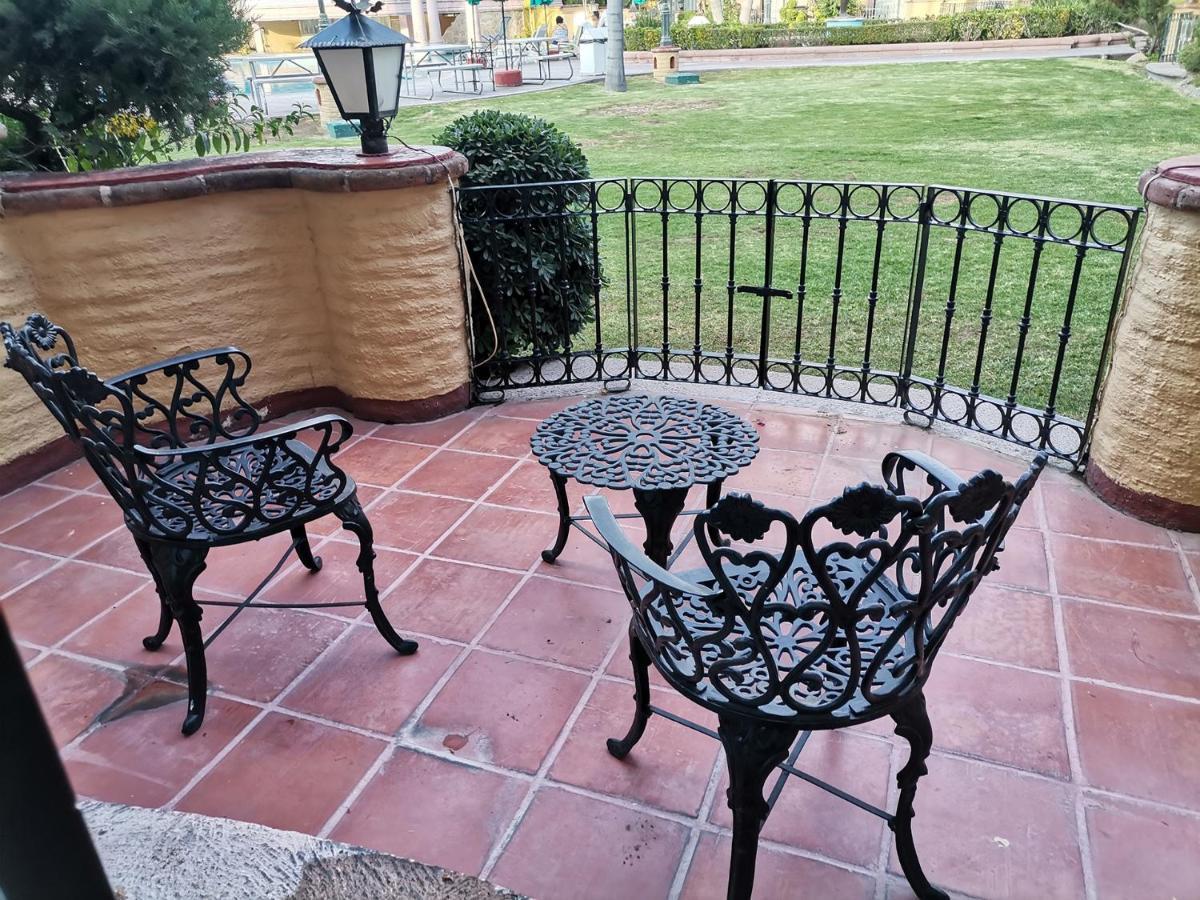 Gran Hotel Hacienda De La Noria Агуаскальентес Экстерьер фото Iron patio furniture